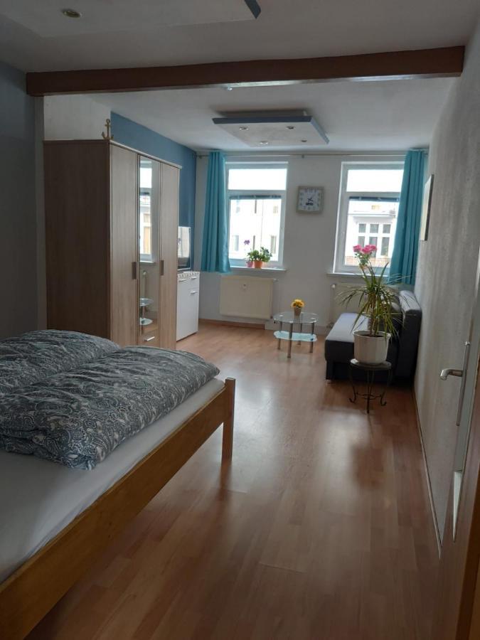 Thamy'S Homestay 2 Росток Екстериор снимка